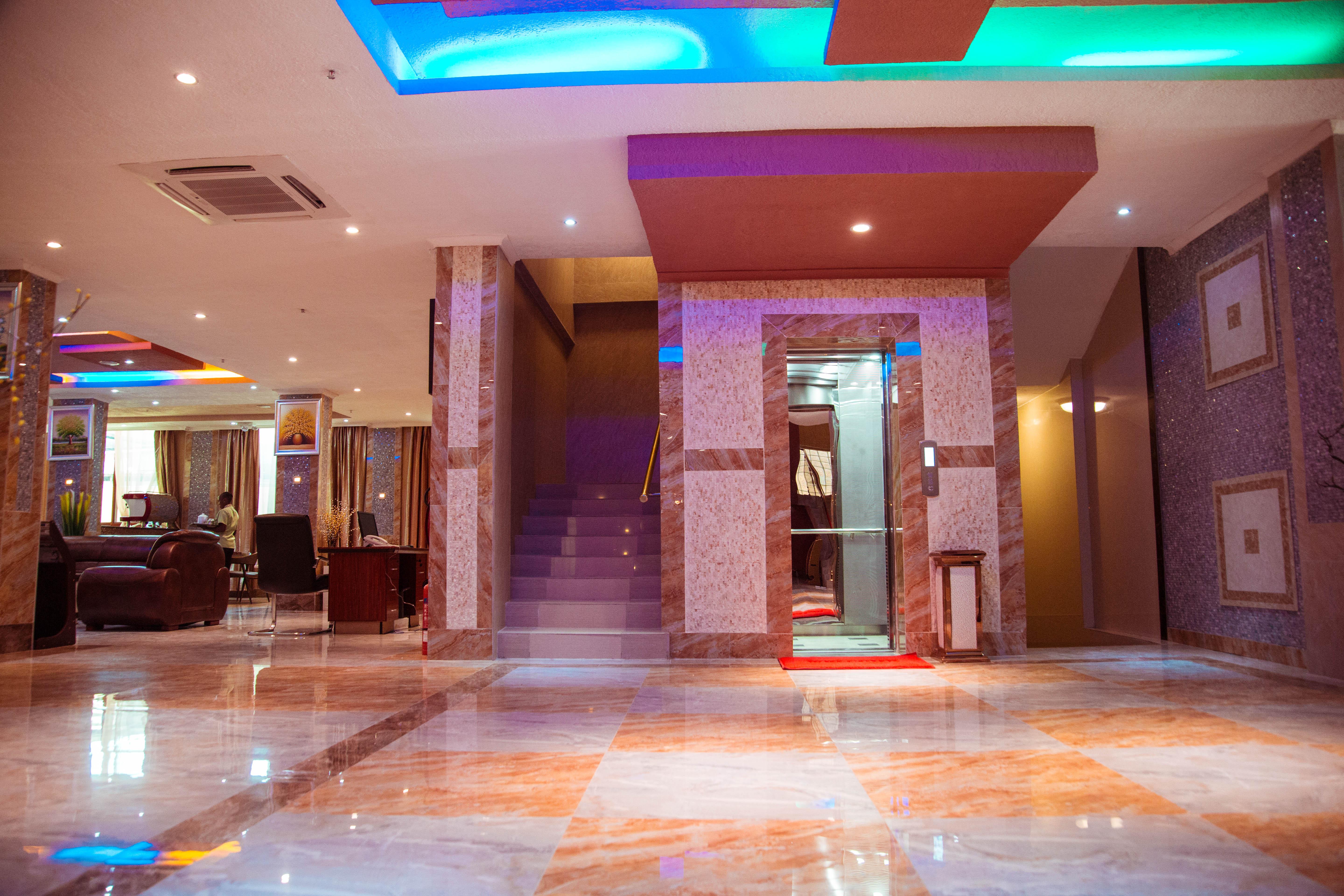 Tiffany Diamond Hotels Ltd - Makunganya Daressalam Exterior foto